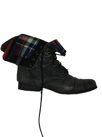 MADDEN GIRL REVERSIBLE TARTAN BOOTS